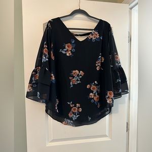 By ❤️ By size 0x Floral top (my62)